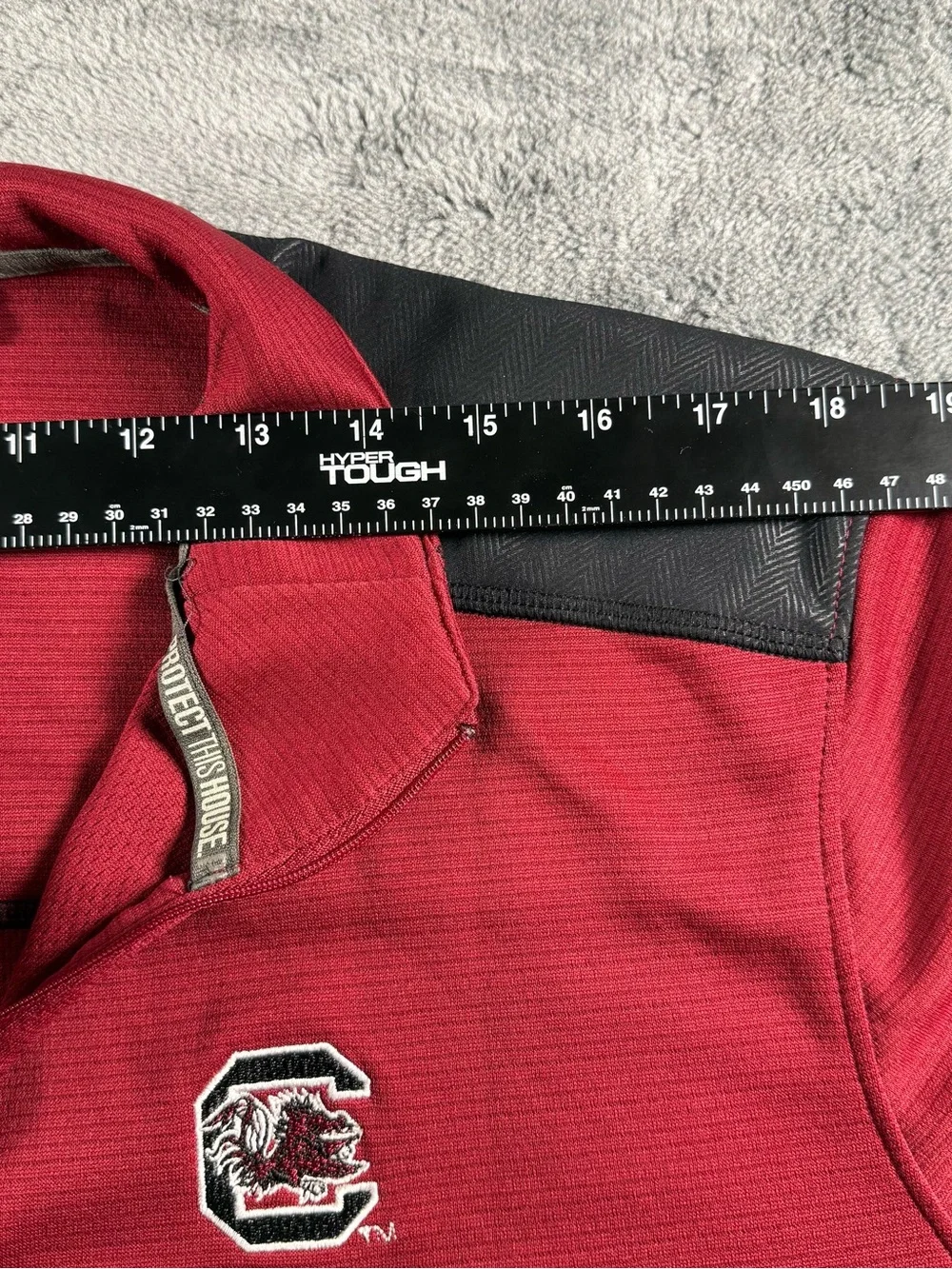 Under Armour South Carolina Gamecocks 1/4 Zip Pullover Jacket Red Men's XL